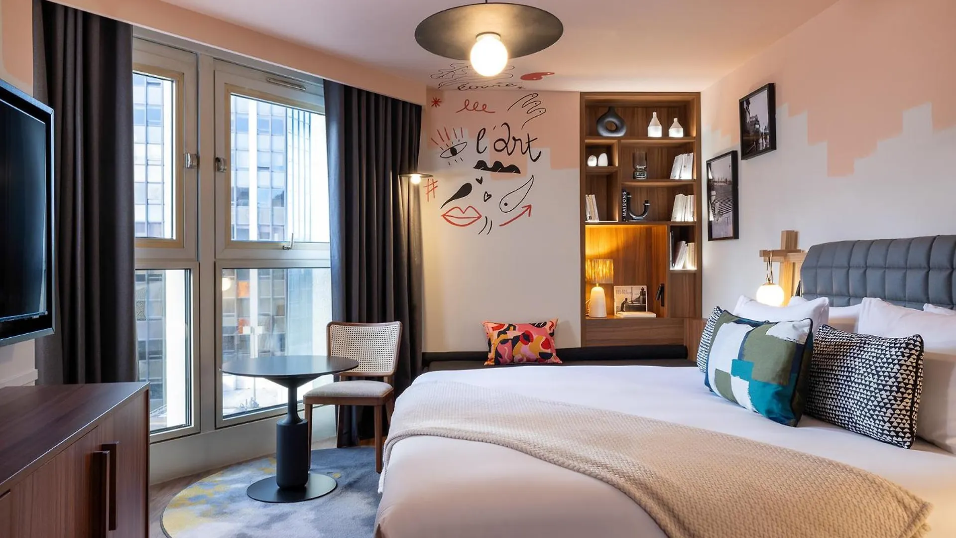 Hotel Les Artistes 4*