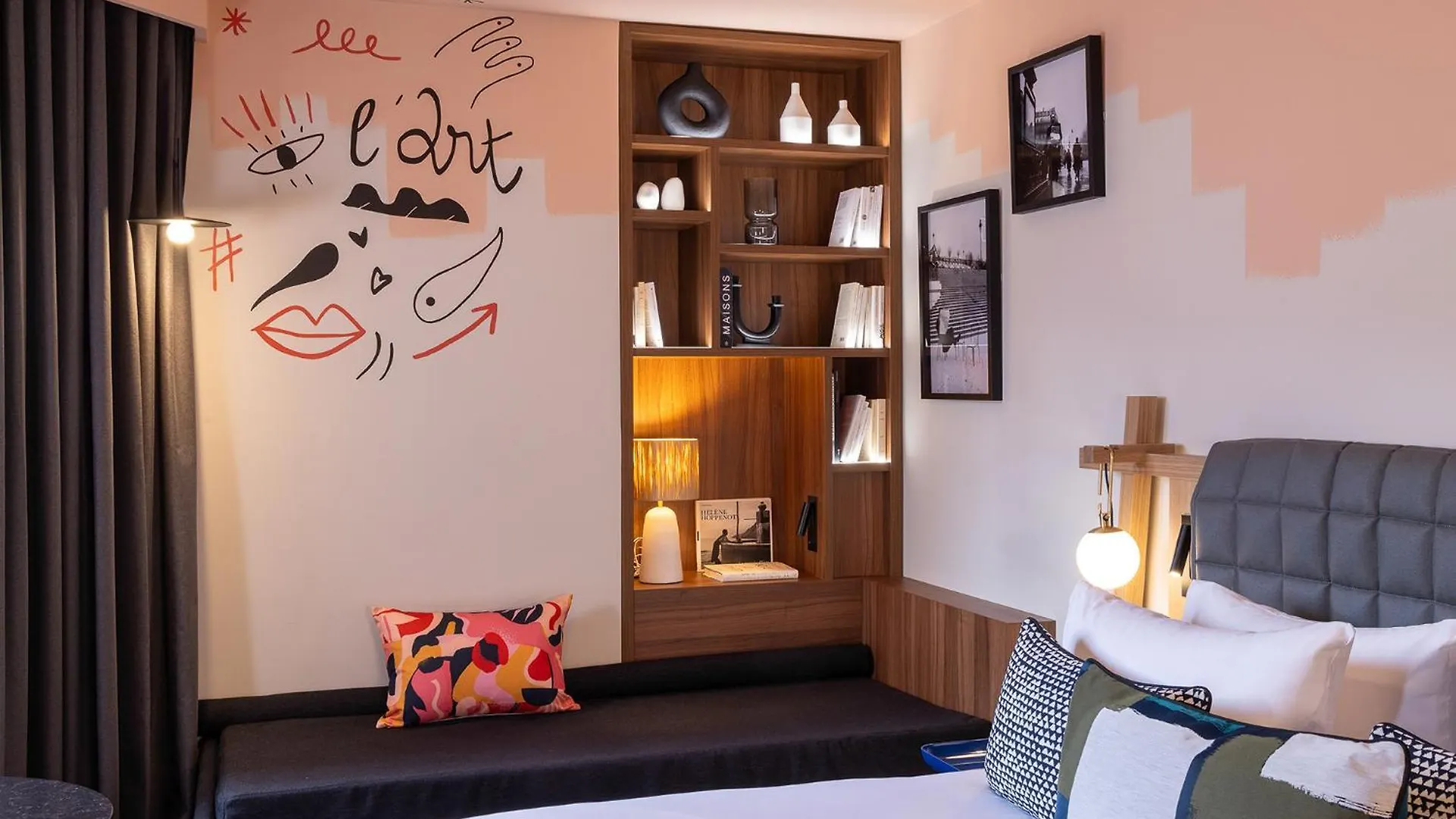 Hotel Les Artistes 4*