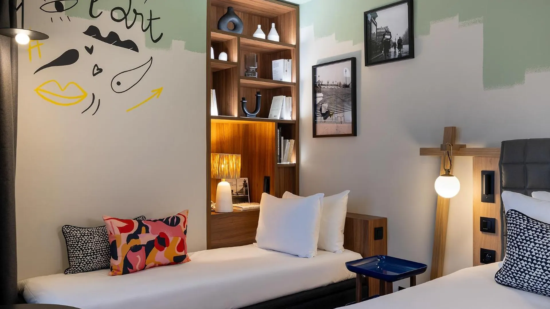 Hotel Les Artistes Paris