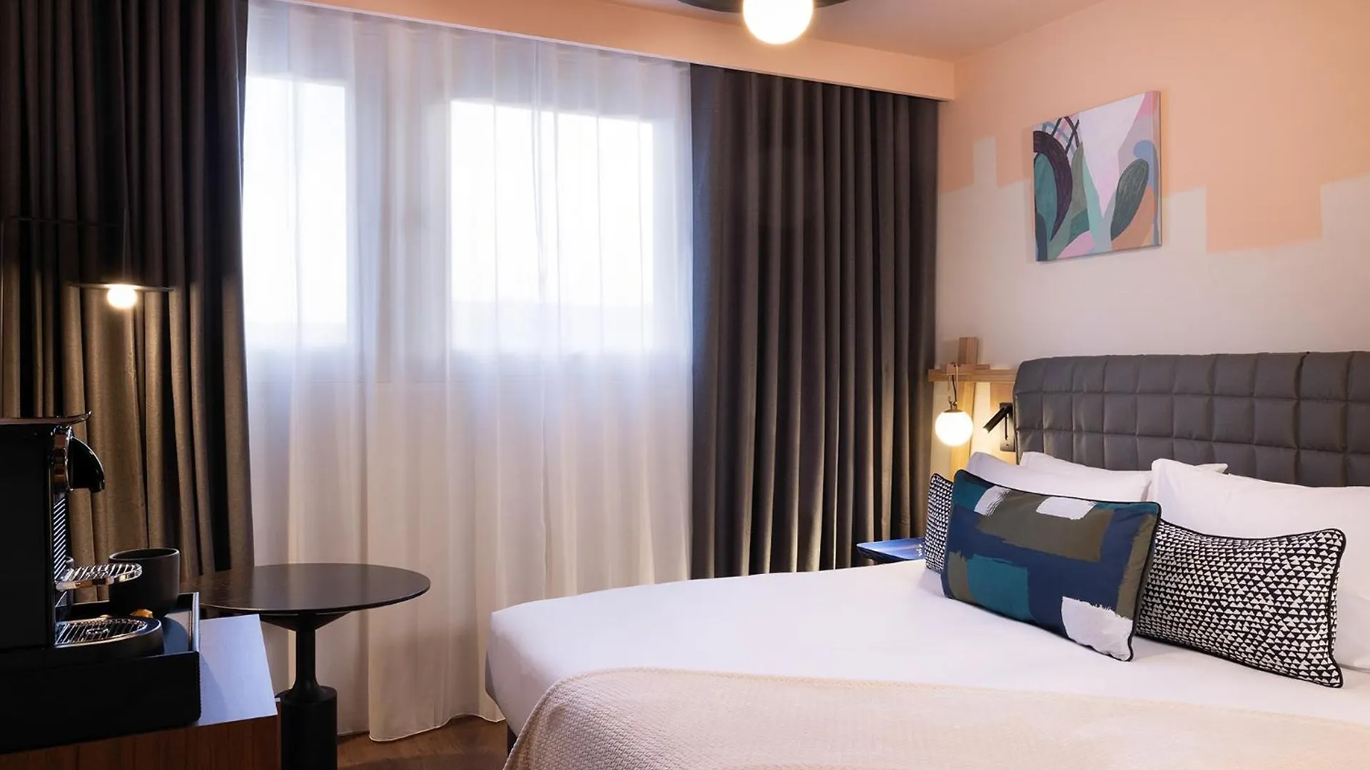 Hotel Les Artistes 4*